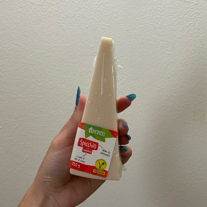 photo of Vemondo spicchio vegano shared by @francescadomenica on  11 Oct 2024 - review