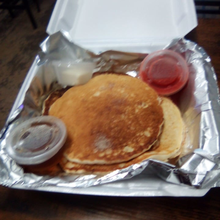 photo of The Brunch Truck of Amarillo Gluten Free Vegan Pancakes shared by @x9flourishing on  27 Feb 2025 - review