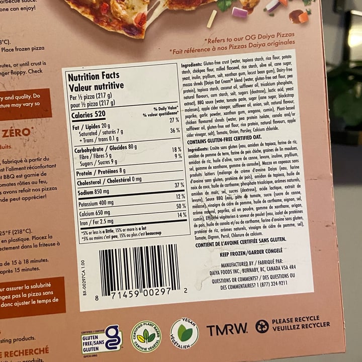 photo of Daiya Gluten Free Thin Crust Pizza BBQ Chicken Flavour shared by @veggie-meg on  21 Jan 2025 - review