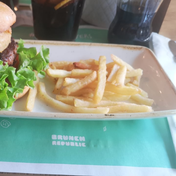 photo of Brunch Republic Treviso Vegan burger shared by @aleveganfoodlover on  13 May 2024 - review