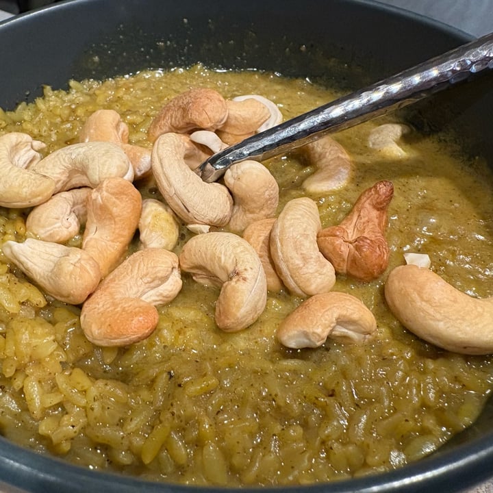 photo of Trader Joe's Sri Lankan Curry and Seasoned Rice shared by @ashtothexo on  03 Feb 2025 - review