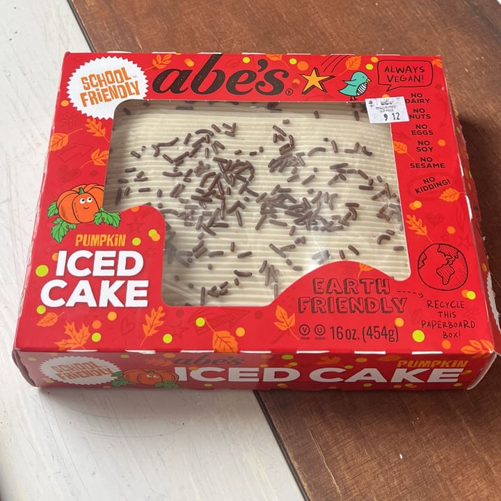 photo of Abe's Vegan Muffins iced pumpkin cake shared by @oshmorethstorm on  08 Sep 2025 - review