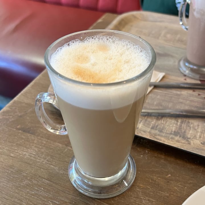 photo of Costa Coffee Oat Latte shared by @esmehart on  23 Oct 2024 - review