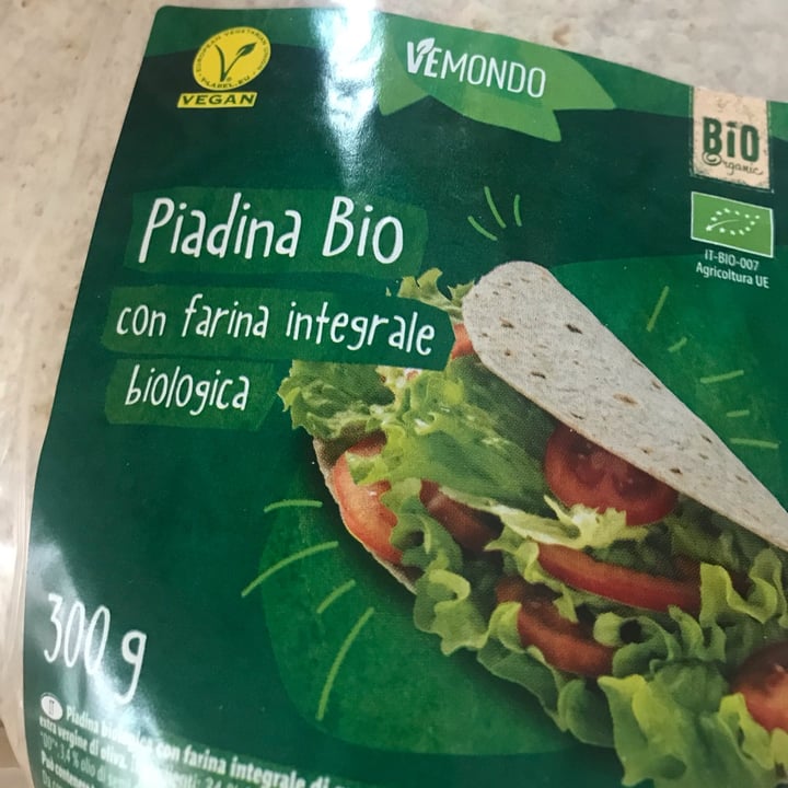 photo of Vemondo Piadina Bio con Farina Integrale Bio shared by @erika99 on  27 Jun 2024 - review