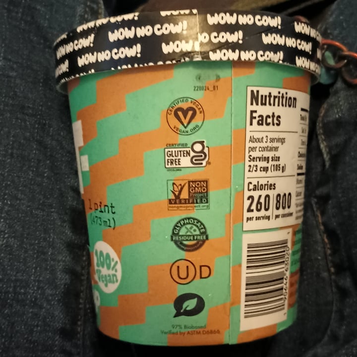 photo of Oatly Mint Chip Non-dairy Frozen Dessert shared by @quadantics on  03 Feb 2024 - review