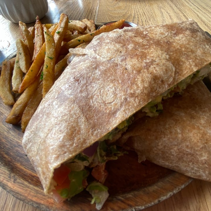 photo of Cafe Gratitude yo soy fuerte crunch wrap shared by @vegan4love on  30 Mar 2025 - review