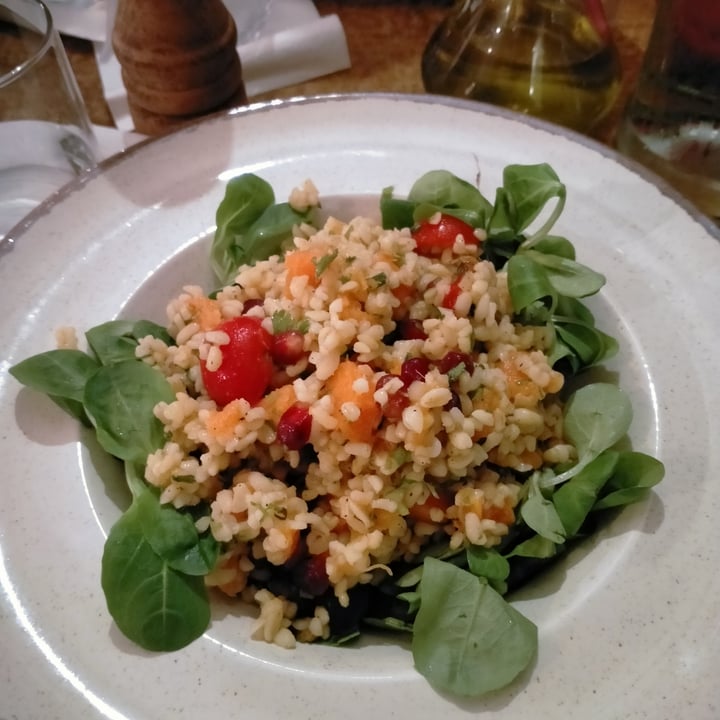 photo of Awiw Restauracja Tabbouleh shared by @inesbensadok on  17 Aug 2023 - review