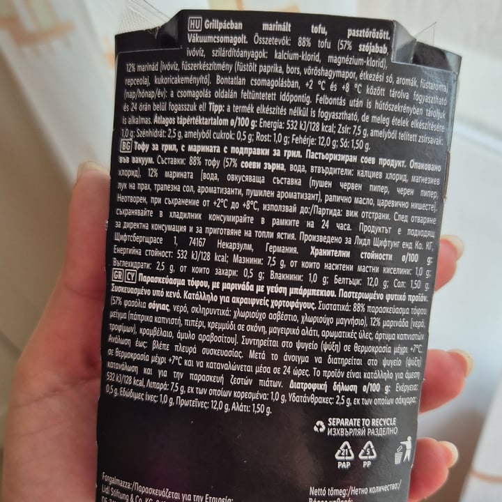 photo of Lidl Tofu BBQ shared by @flouredfingers on  23 May 2025 - review