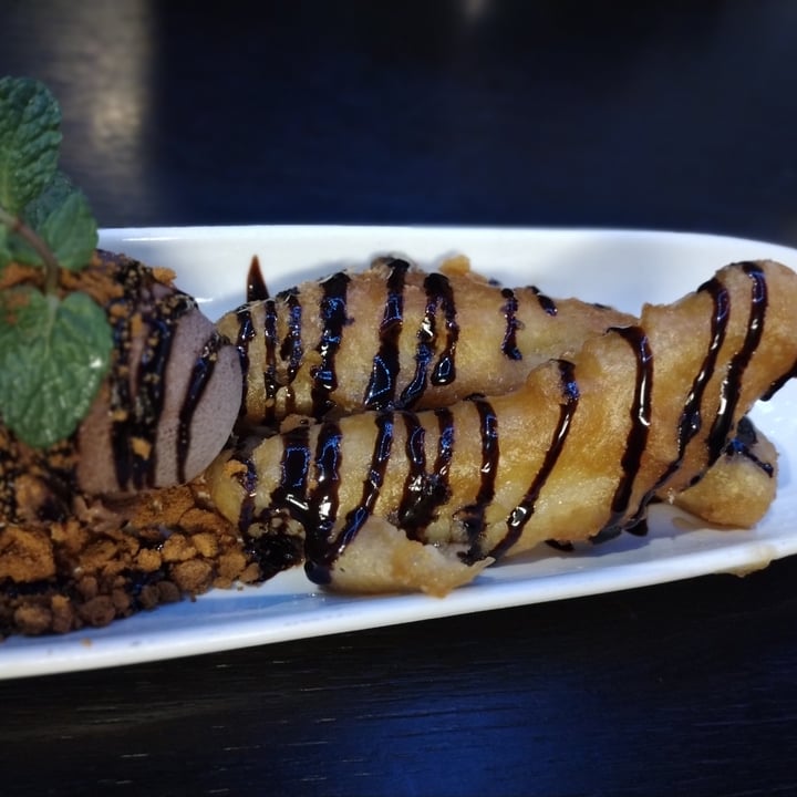 photo of Soul Vegan Fried Banana With Biscoff Crumble shared by @tofusplat on  17 Dec 2023 - review