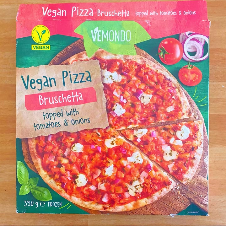 photo of Vemondo Vegan Pizza Bruschetta shared by @hail-seitan on  04 May 2024 - review