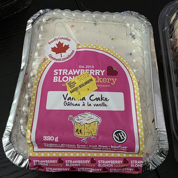 photo of Strawberry Blonde Bakery Vanilla Cake shared by @nowgivememybones on  16 Sep 2025 - review