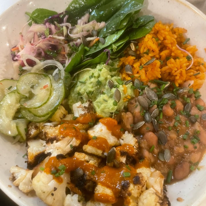 photo of DF Tacos x Market Halls Canary Wharf Vegan Cauliflower Bowl shared by @naki on  07 Nov 2023 - review