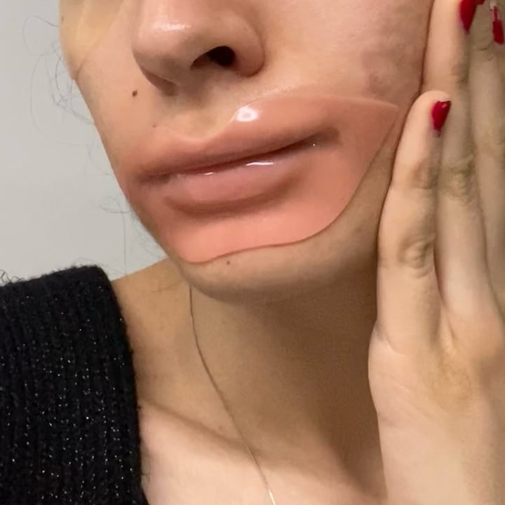 photo of Catrice Cosmetics lip patch shared by @andra25 on  01 Oct 2025 - review