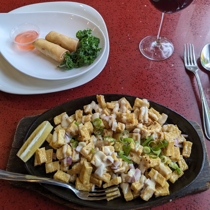 photo of Casa Manila Restaurant Sizzling Tofu Sisig shared by @klquam on  09 Sep 2023 - review