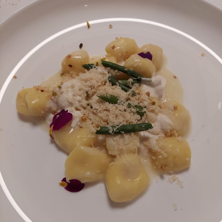 photo of Osteria Casa Mia di Dri Walter gnocchi di batata con asparagi shared by @dargina90 on  16 Mar 2024 - review