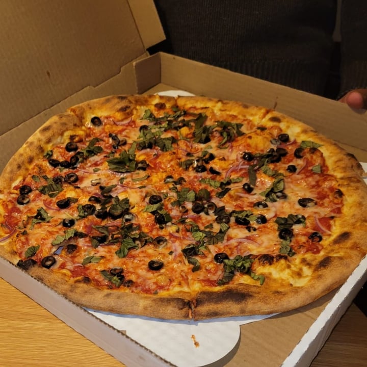 photo of Baby Doll Pizza Vegan pizza Pie shared by @mikekenn on  25 Sep 2023 - review
