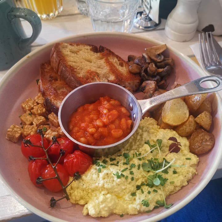 photo of STHLM Brunch Club Vegan Breakfast shared by @thegluttonoussloth on  23 Sep 2024 - review