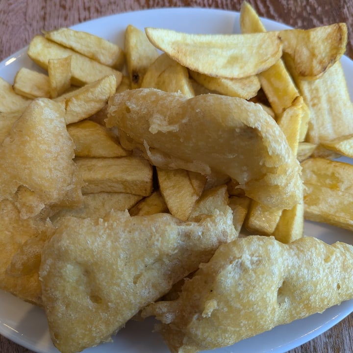 photo of Papa's Fish & Chips Tofish And Chips shared by @pointsofellie on  18 Sep 2024 - review