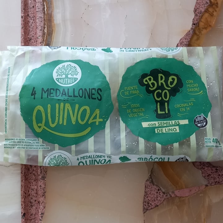 photo of Nutree Medallones De Quinoa de Brocoli con Semillas de Lino shared by @-fa on  07 Nov 2023 - review