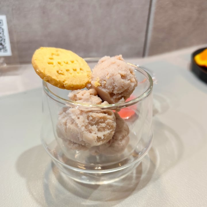 photo of Vegan Cafe Tsukineko Soy Ice Cream Affogato shared by @rominaguch on  06 Sep 2025 - review