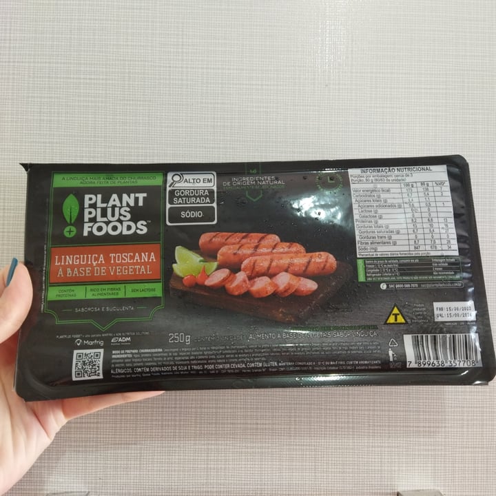 photo of Plant Plus Foods Linguiça Toscana shared by @flaviagalbiatti on  07 Apr 2024 - review