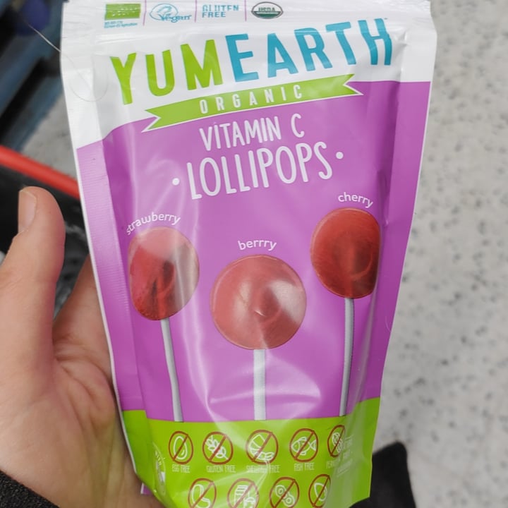 photo of YumEarth Organic lollipops shared by @chalchihut on  28 Mar 2024 - review
