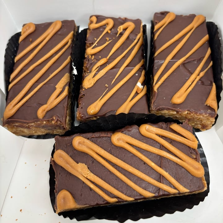 photo of Coughlans Bakery Nork Choc Caramel Flapjack shared by @vegansuttonmama on  06 Aug 2025 - review