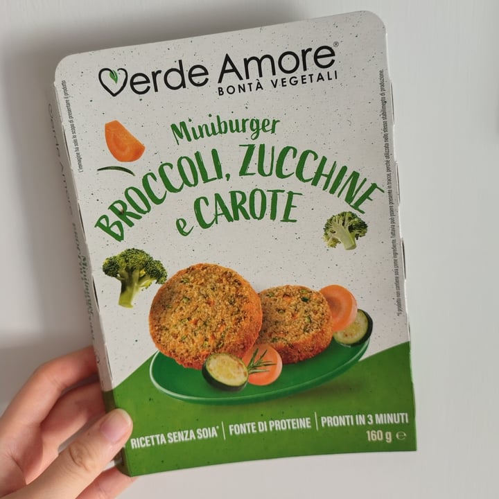 photo of Verde Amore Miniburger broccoli zucchine e carote shared by @fla2012 on  05 Jul 2025 - review