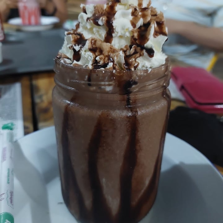 photo of Morrones milk shake de chocolate shared by @francini on  26 Feb 2024 - review