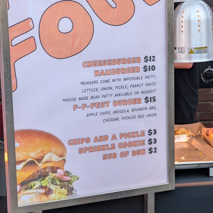 photo of Francis F-F-Fest Burger shared by @iszy on  05 Oct 2025 - review