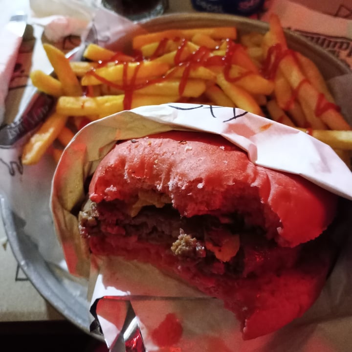 photo of The Laundry Garage Burger Vegana shared by @anaferreyra on  22 Sep 2023 - review