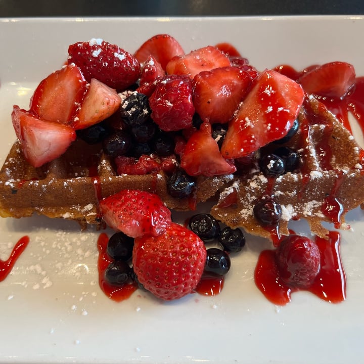 photo of Waffles INCaffeinated, Wexford vegan berry dessert waffle shared by @myblissfuljourney on  18 Sep 2025 - review