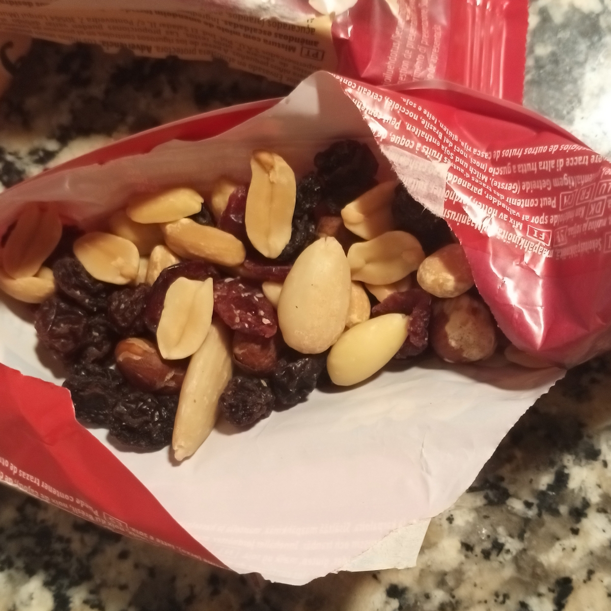 Alesto Nut & Raisin Mix with cranberries Reviews abillion