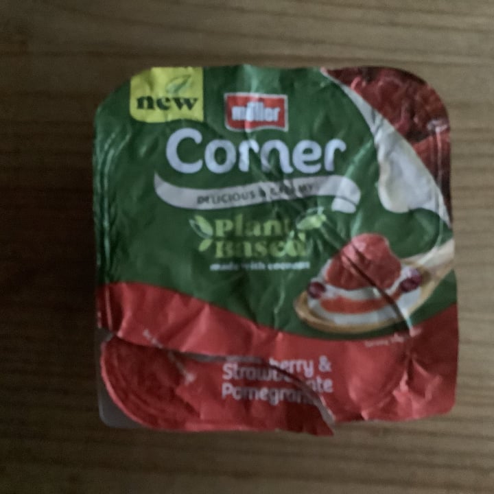 photo of Müller müller corner plantbased yogurt shared by @lucylou77 on  13 Sep 2023 - review