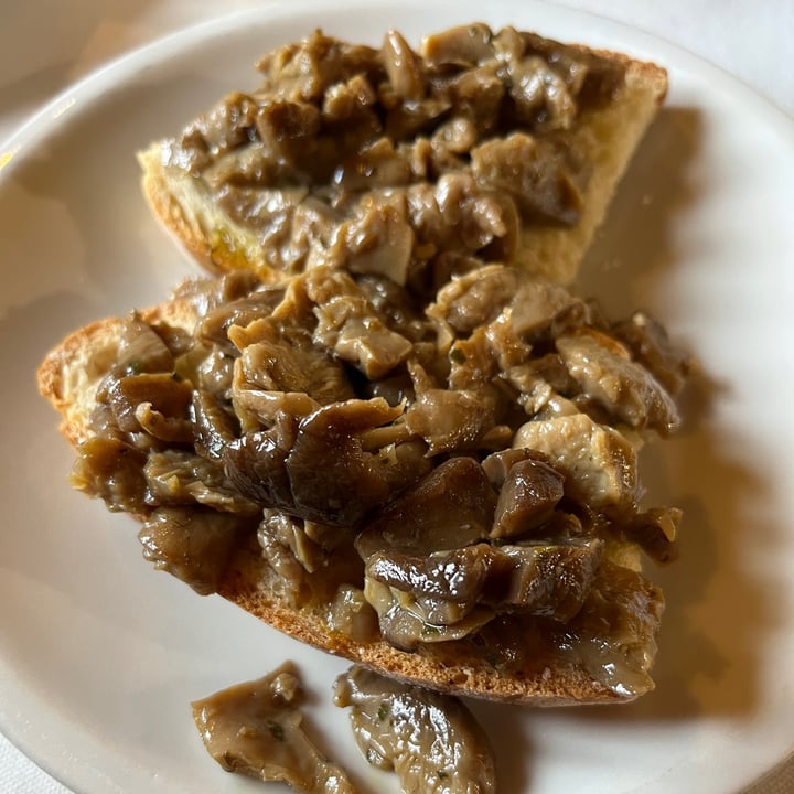 photo of Bologna Tartufunghi Crostini Con Funghi Prugnoli shared by @ale88 on  08 Nov 2023 - review