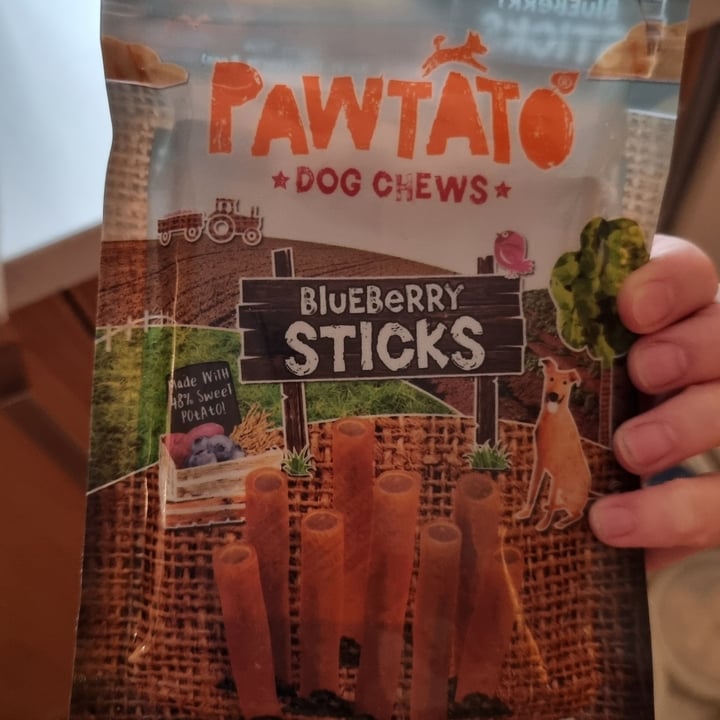 photo of Pawtato Blueberry Sticks shared by @carineandhulda on  26 Aug 2023 - review