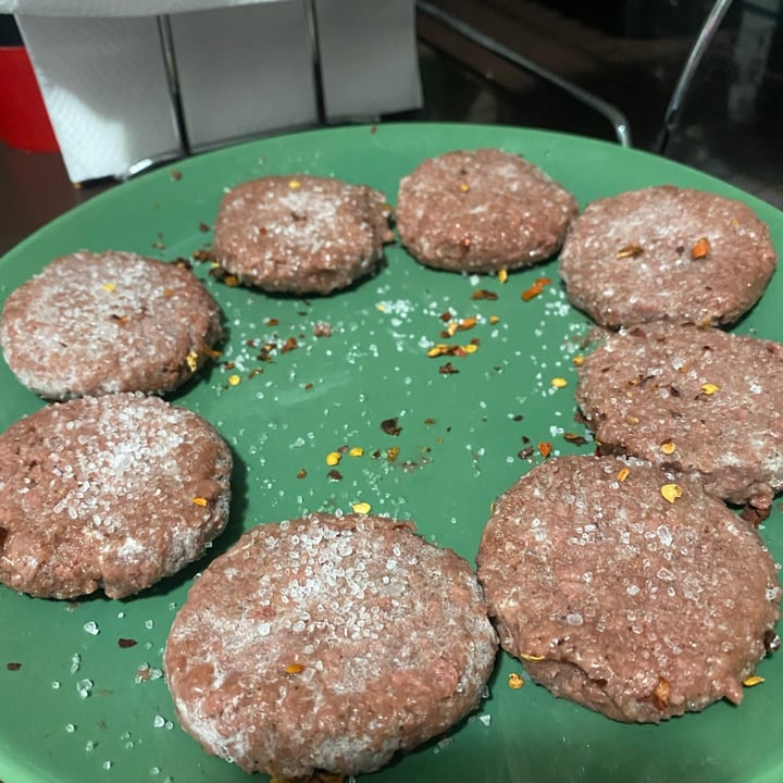 photo of Fazenda Futuro - Future Farm Futuro Party Mini Burger shared by @malu26 on  06 Sep 2023 - review