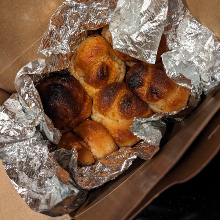 photo of Sizzle Pie West Portland Cinnamon Knots shared by @magnificentyak51 on  26 Dec 2023 - review