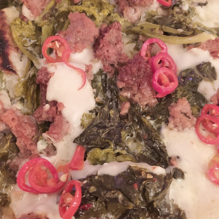 photo of Al Catzone - Pizza Napovegana Gigi Friarielli shared by @bratkart0ffel on  20 Apr 2024 - review