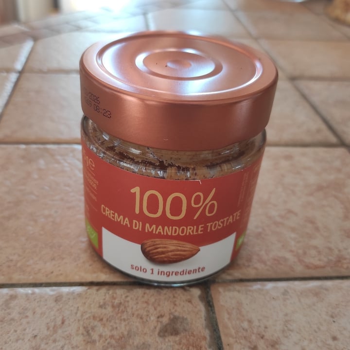 photo of Eurocompany 100% crema di mandorle tostate shared by @giorgia3 on  18 Nov 2024 - review