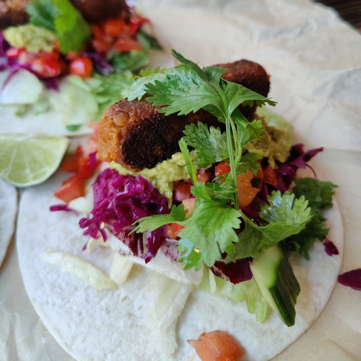 photo of Pikku x Chickpea Hummus Taco shared by @fdsouza on  27 Nov 2023 - review