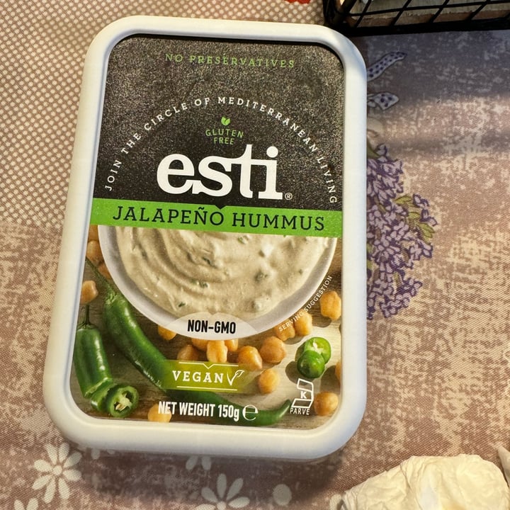 photo of Esti Jalapeno hummus shared by @danycelapuoifare on  22 Sep 2024 - review