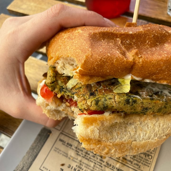 photo of Hambre Burger Vegeta shared by @hachi on  06 Sep 2024 - review