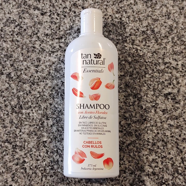 photo of Tan Natural Shampoo Con Aceites Florales Para Cabellos Con Rulos shared by @vaninaza on  29 Sep 2023 - review