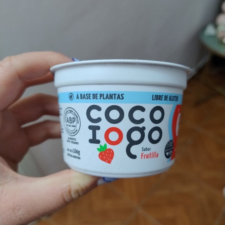 photo of Coco iogo Sabor Frutilla shared by @mailenn on  08 Sep 2025 - review