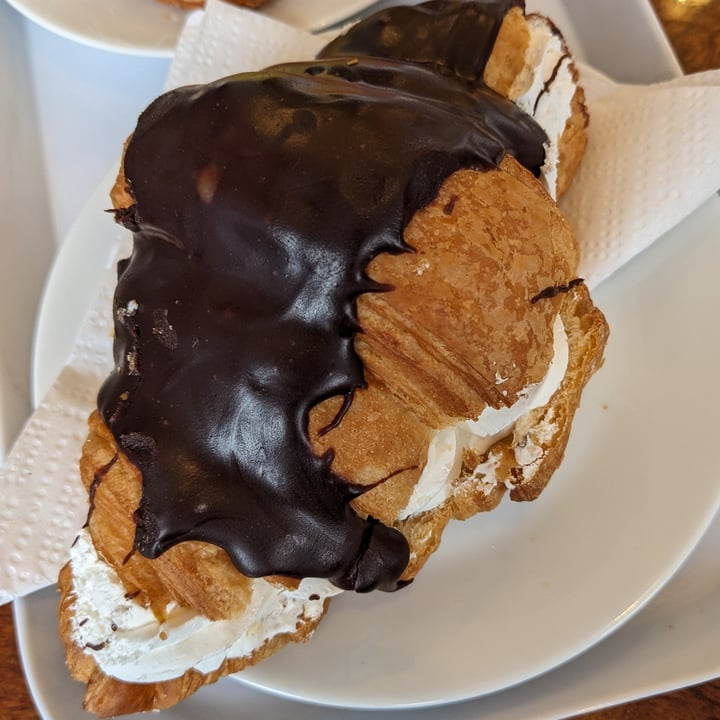 photo of Vegan Danish Bakery Eclair Croissant shared by @jandrews on  03 Mar 2024 - review