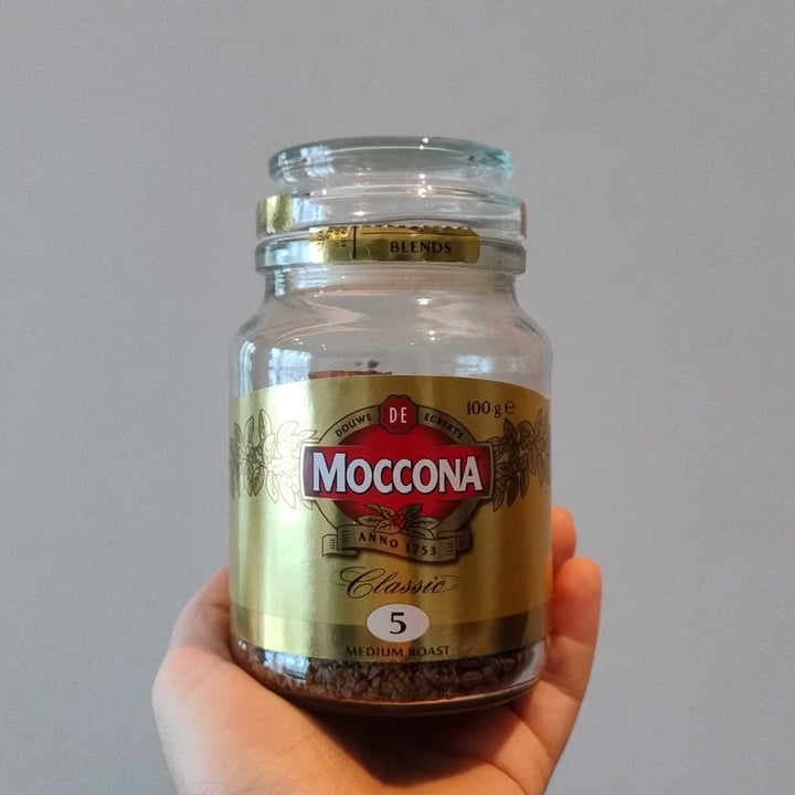 photo of Moccona Classic Instant Coffee (medium roast) shared by @marydelbasso on  09 Jan 2025 - review