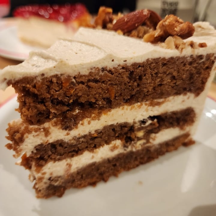 photo of Gordo Vegano Carrot cake shared by @jesicaagui on  26 Nov 2023 - review