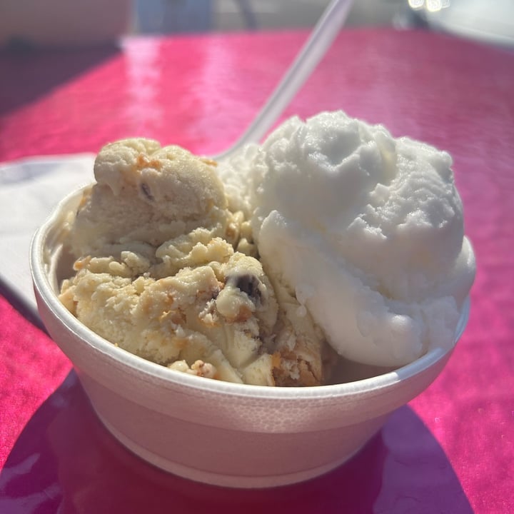 photo of Cool Licks Ice Cream Parlour Peanut Butter Brownie Ice Cream shared by @littlecanadianvegan on  24 Sep 2023 - review