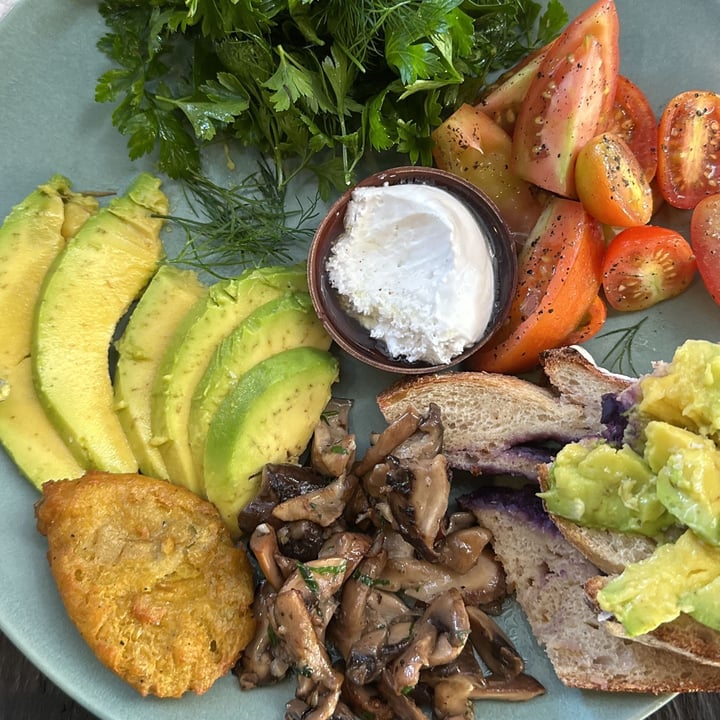 photo of Little Ripper Bali big vegan breakfast shared by @sebalex on  25 Feb 2024 - review